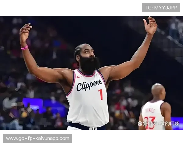 哈登组织串联，76人末节完成逆袭